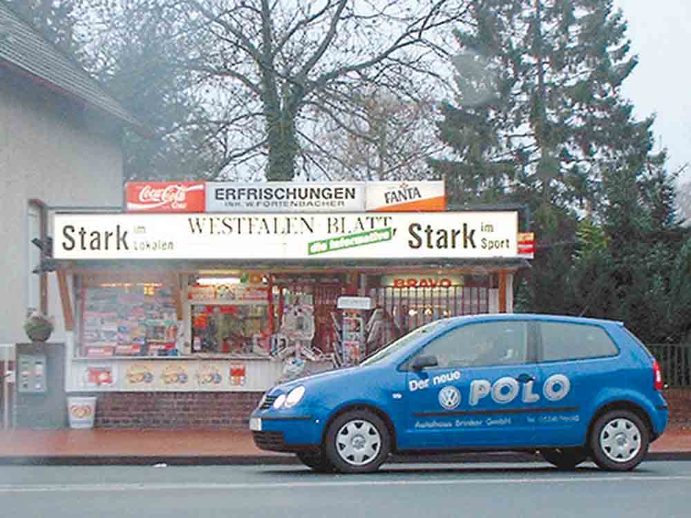 Anzeige: Gütersloh, der neue VW Polo 2001 im Test, Autohaus Brinker Isselhorst, damit können auch Männer problemlos einparken
