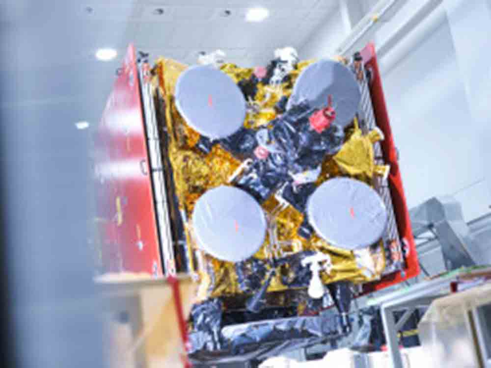 Time to say goodbye: Kommunikationssatellit Heinrich Hertz macht sich bereit für den Start ins All