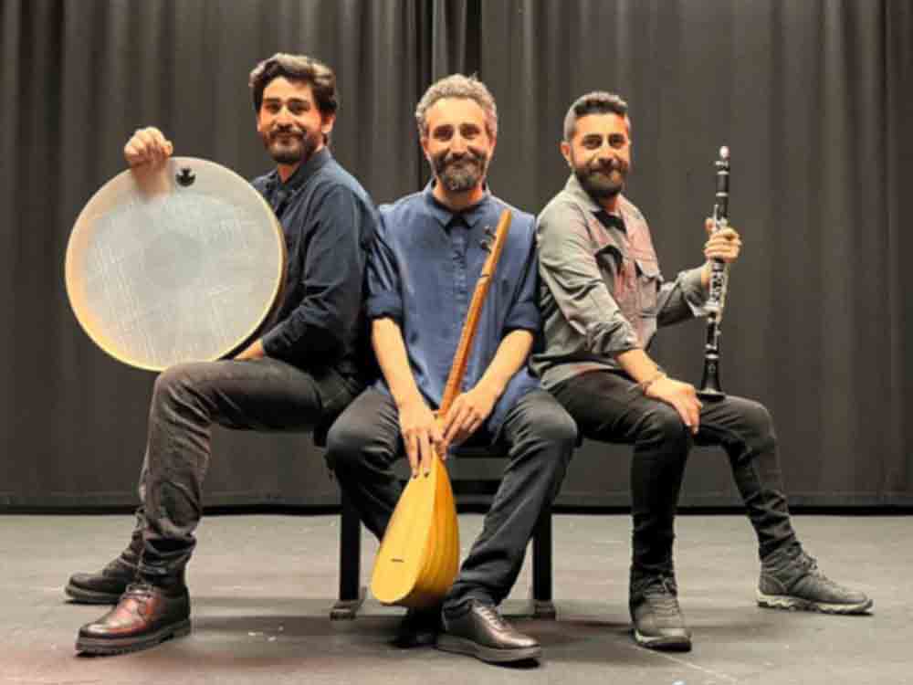 Ali Doğan Gönültaş Trio, Weltmusik Konzert im Theater Gütersloh, 21. November 2023