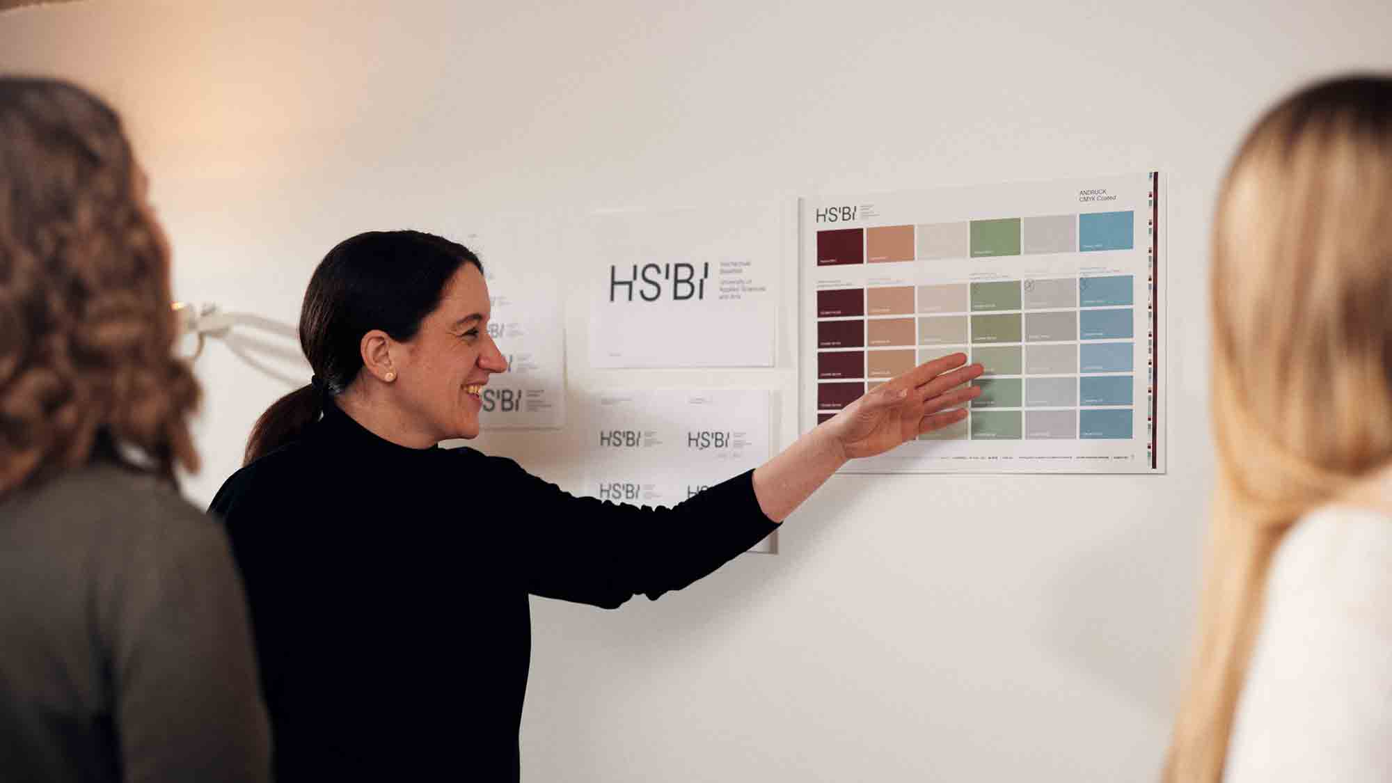 Ausgezeichnetes Design: HSBI erhält Red Dot Award für das neue Corporate Design