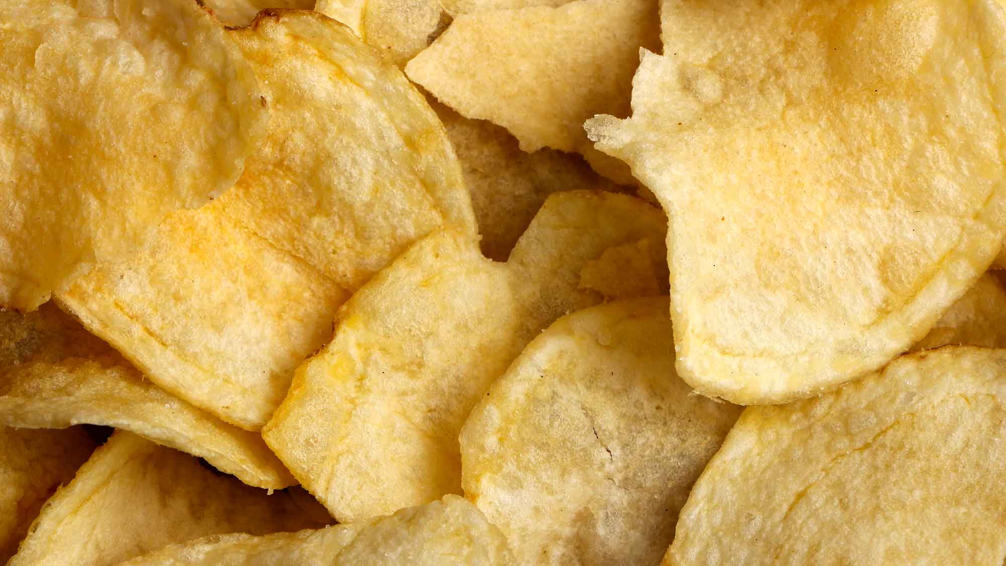 Wie die Kartoffelchips erfunden wurden und warum die Erdnuss keine Nuss ist, Fun Facts rund um Knabberartikel